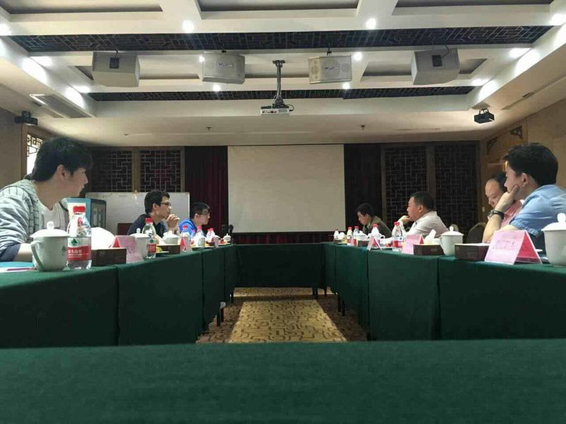 1462356831126293.jpg 青島一汽華中備品會議.jpg